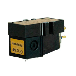 Nagaoka MP-700 platenspeler...